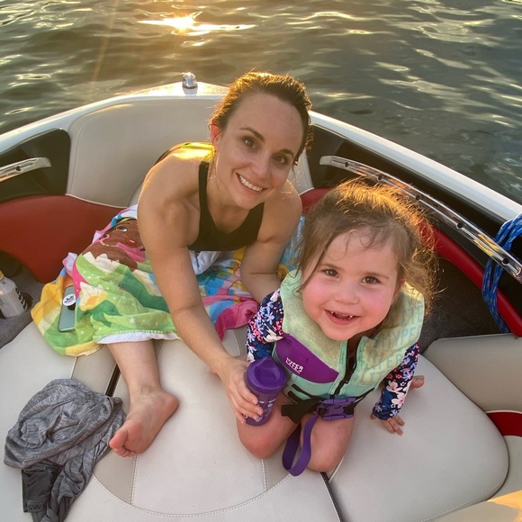 Meet your Posher, Mikela - Picture 4 of 11